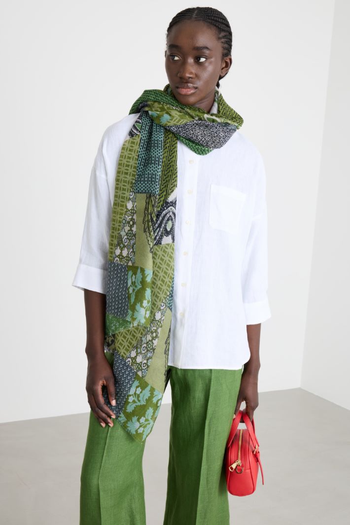 Stola leggera stampata Intrend