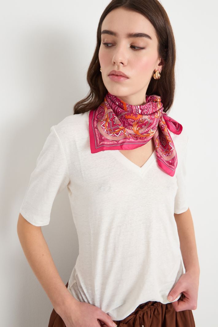 Printed silk scarf Intrend