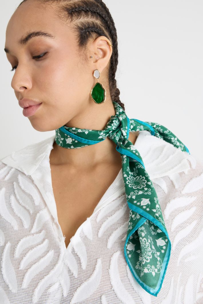 Printed silk scarf Intrend - 2