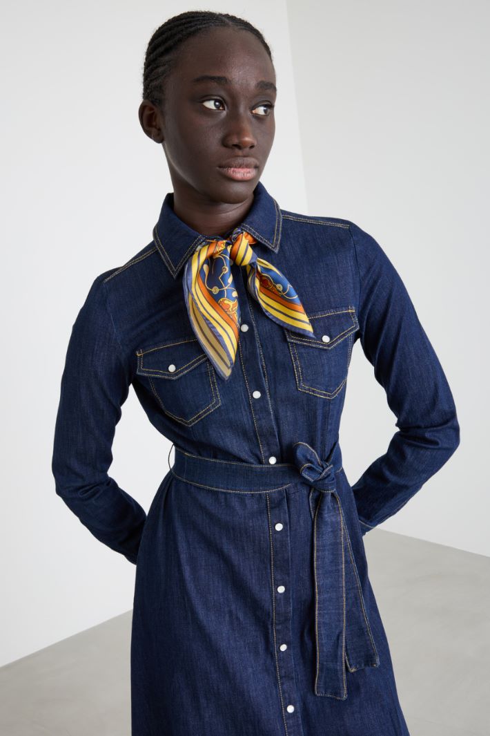 Foulard in seta Intrend