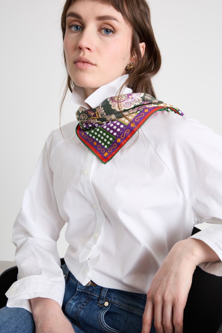Foulard in seta Intrend