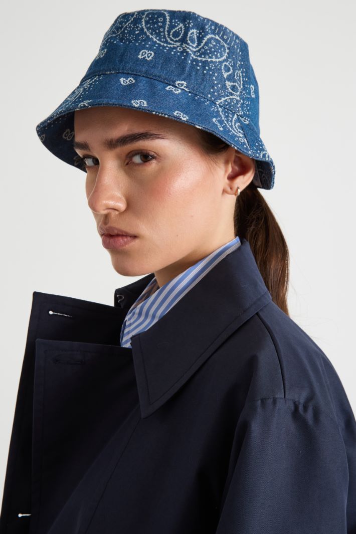 Denim bucket hat Intrend