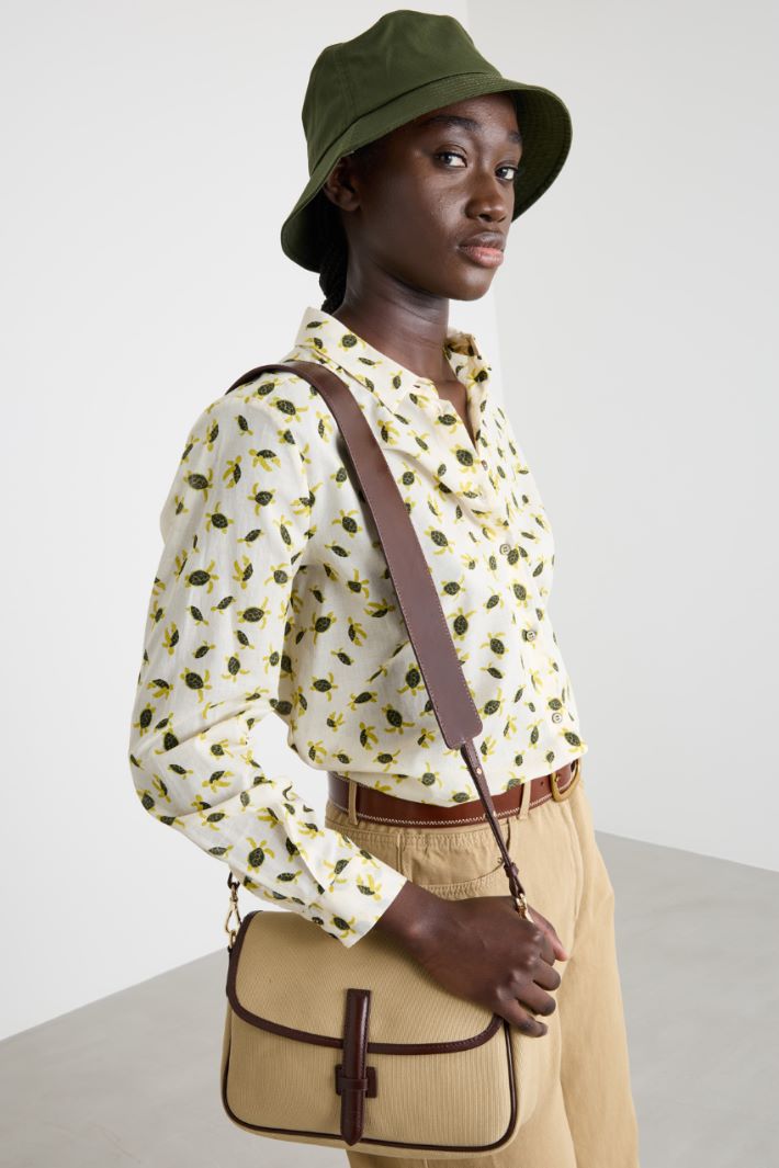 Cappello da pescatore in tela Intrend