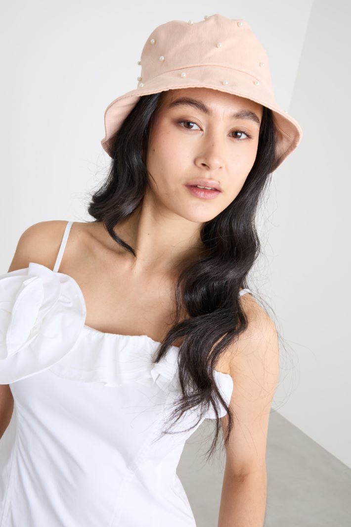 Canvas Hat with Embroidered Boules Intrend - 2