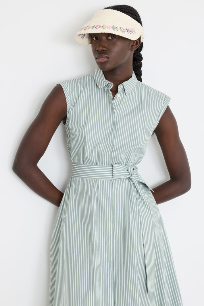 Embroidered Visor Intrend - 2