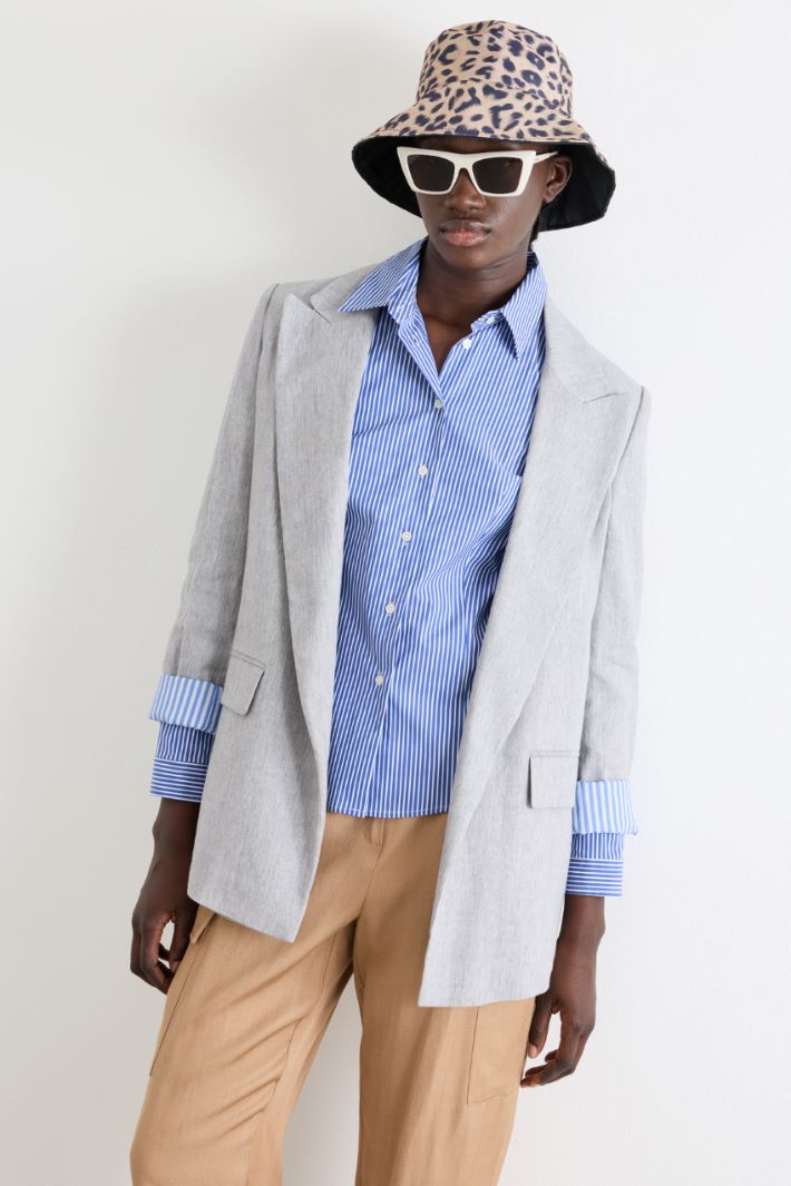 Cappello con stampa animalier Intrend