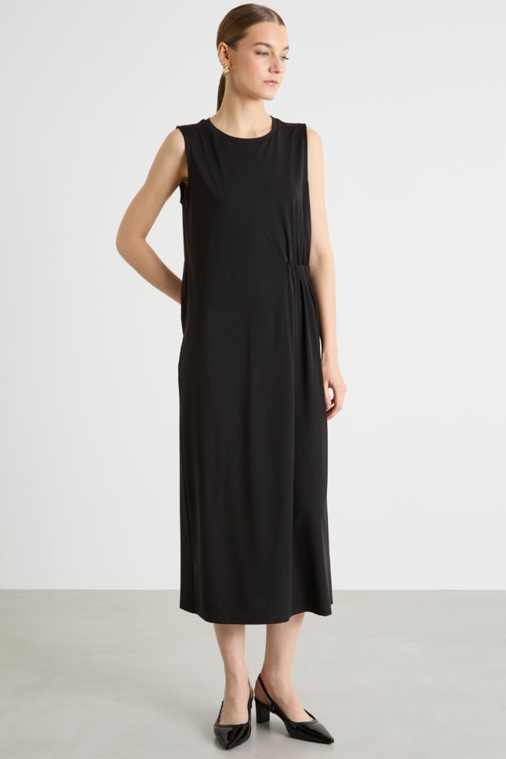 Fluid Sleeveless Dress Intrend - 2