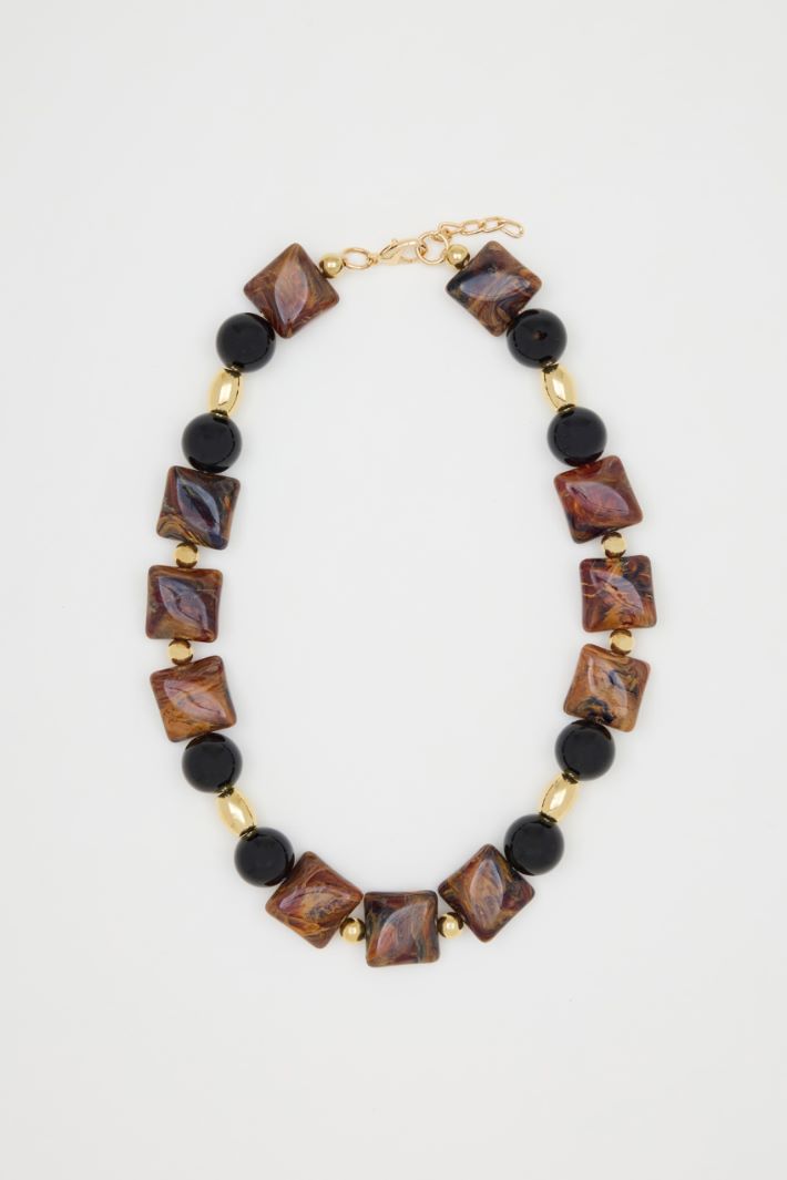 Collar con piedras Intrend