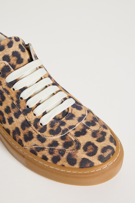 Zapatillas con estampado animal