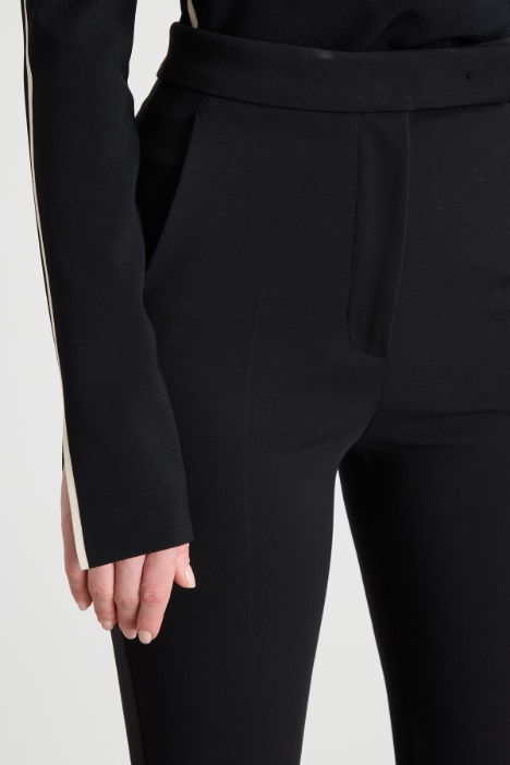 Pantalone aderente in jersey