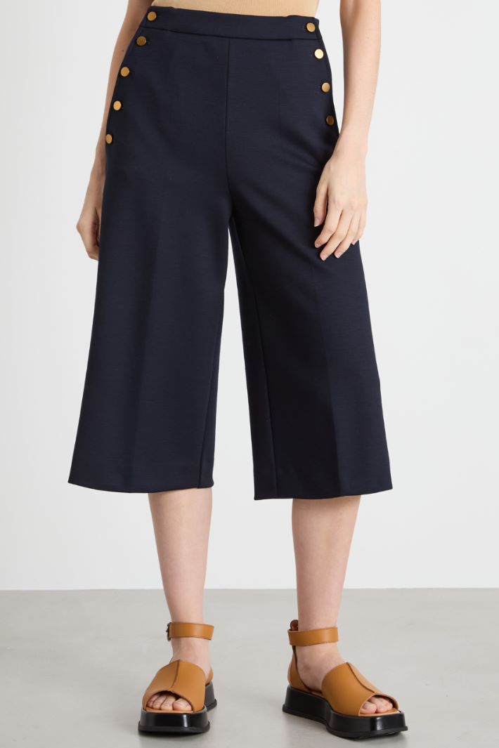 Button-detail wool jersey Bermuda shorts Intrend - 2