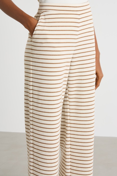 Pantalón ancho de punto piqué