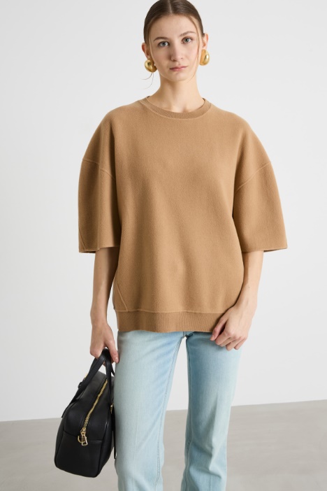 Oversized short-sleeved sweatshirt Intrend