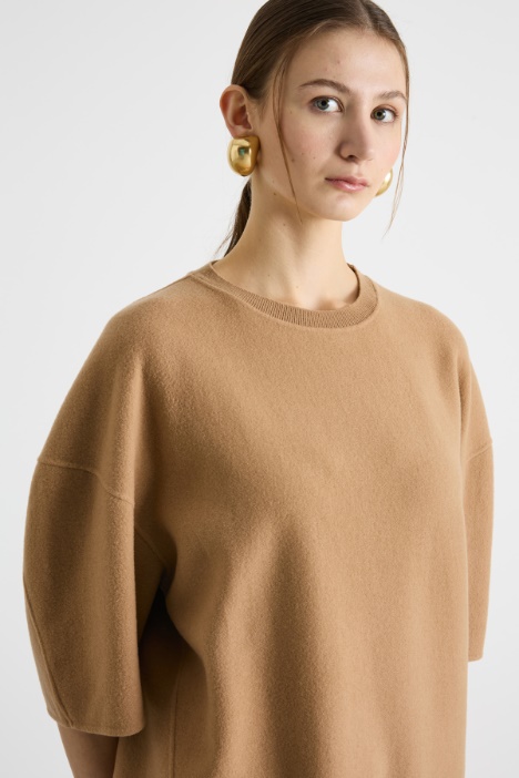 Felpa over a maniche corte