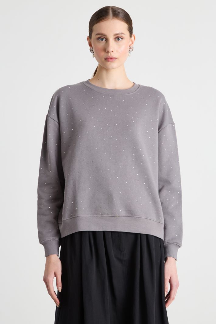 Rhinestone-embellished sweatshirt Intrend - 2