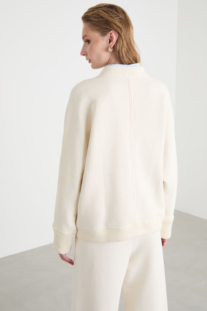 Felpa girocollo boxy Intrend - 4