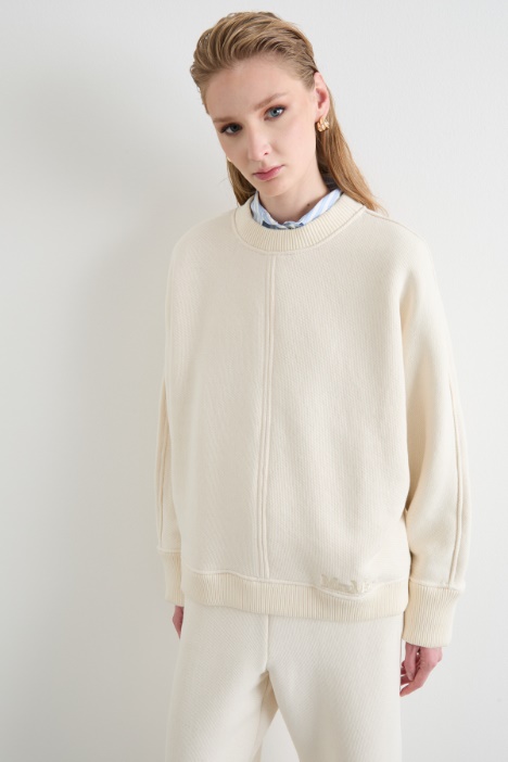 Sudadera boxy de cuello redondo