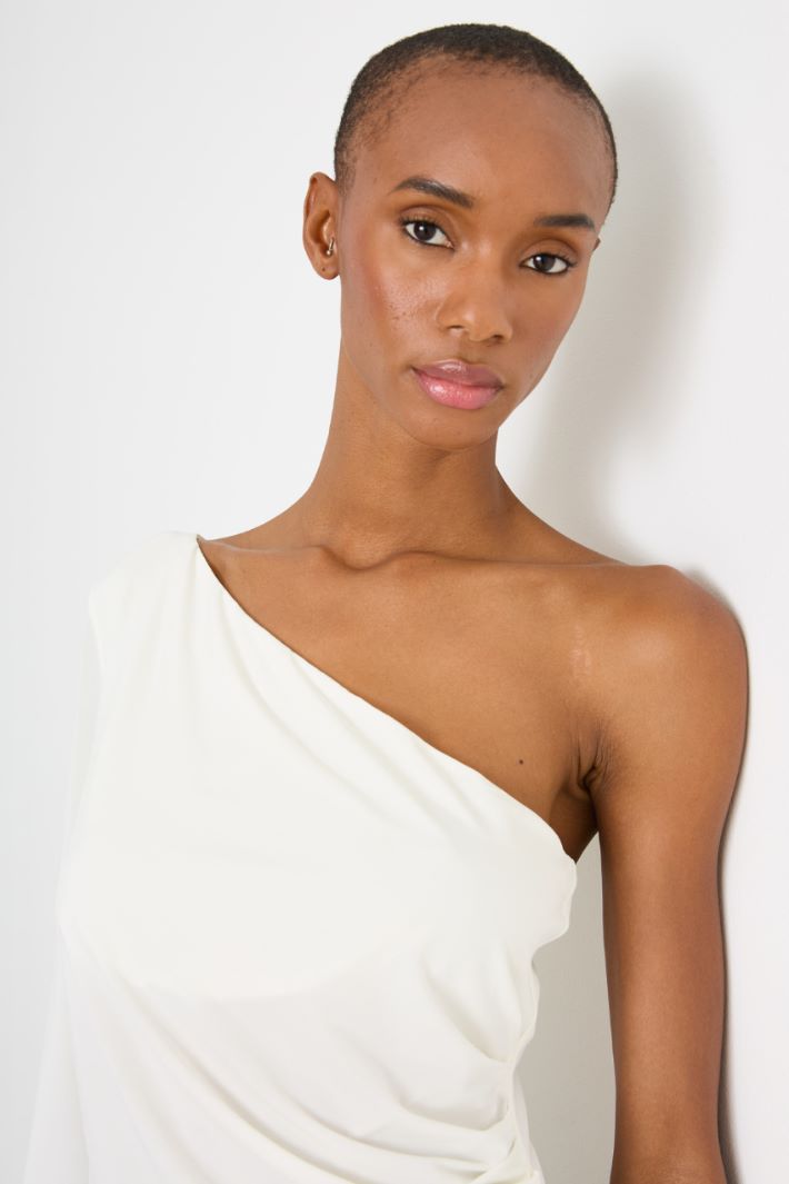 One-shoulder top in jersey Intrend - 3