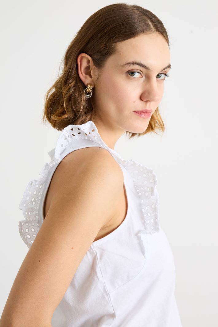 Broderie Anglaise ruffle top Intrend - 3
