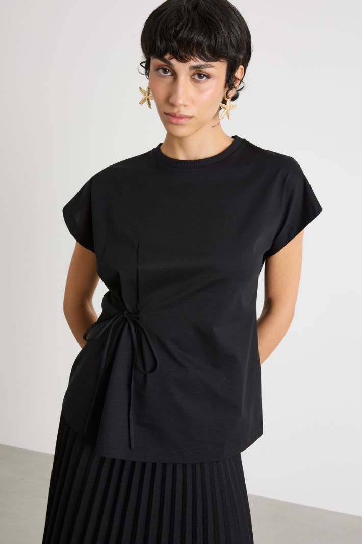 Bow-detail T-shirt Intrend - 2