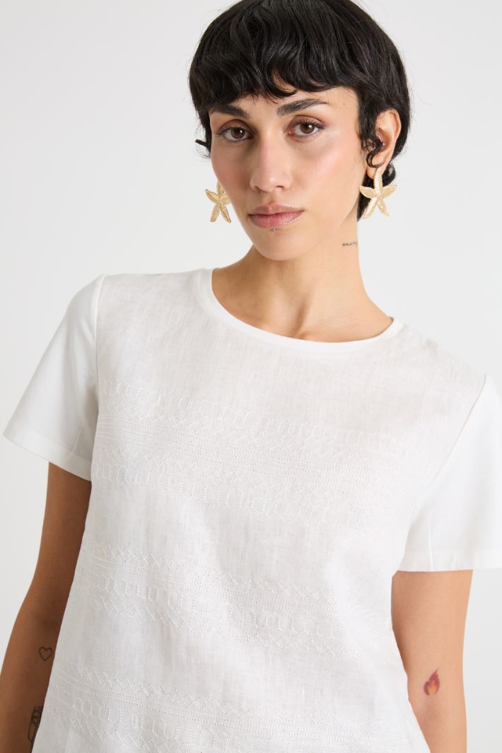 Embroidered T-shirt Intrend - 3