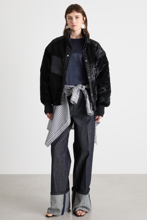 T-shirt in raso tecnico e jersey Intrend