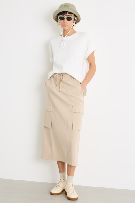 Side-slit T-shirt Intrend