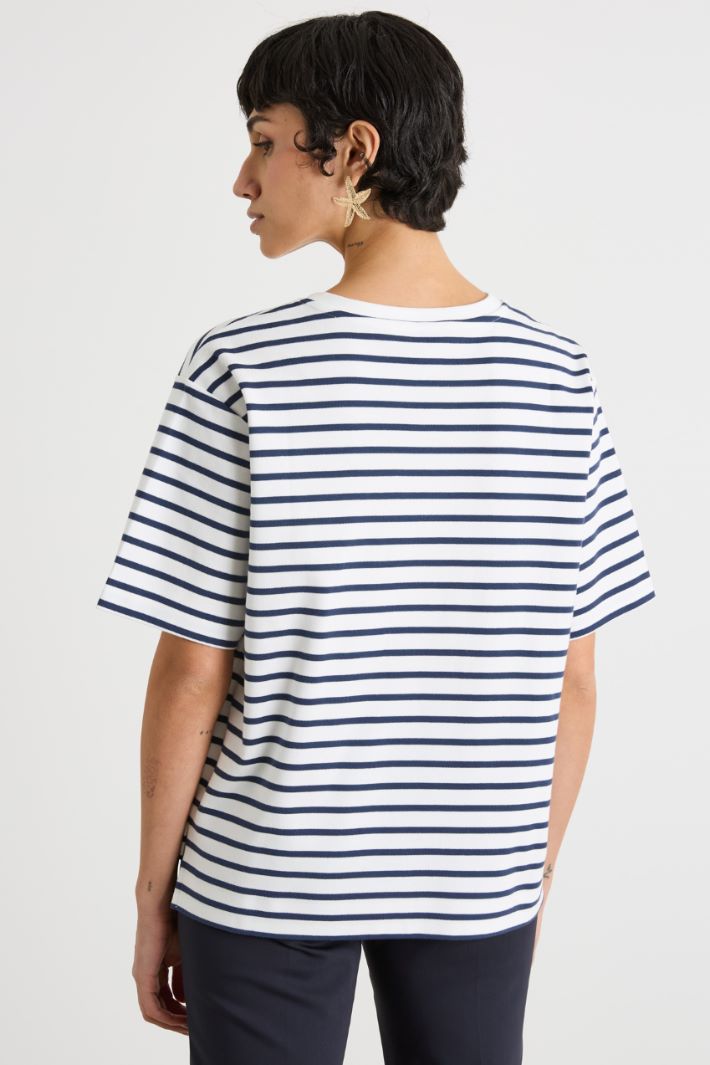 Side-slit T-shirt Intrend - 4