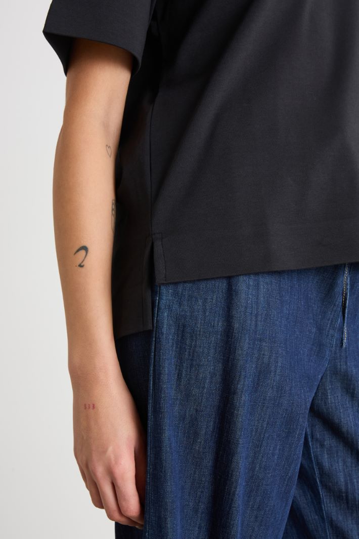 Side-slit T-shirt Intrend - 3