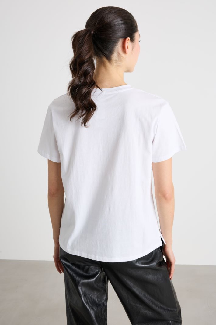 Jewel-embroidered T-shirt Intrend - 4