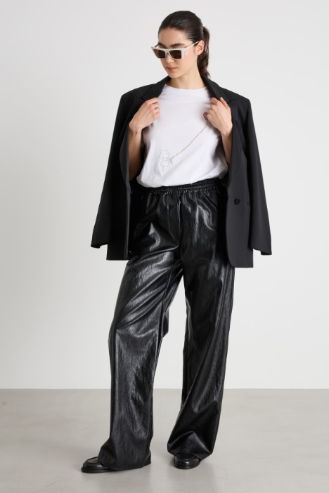 Jewel-embroidered T-shirt Intrend