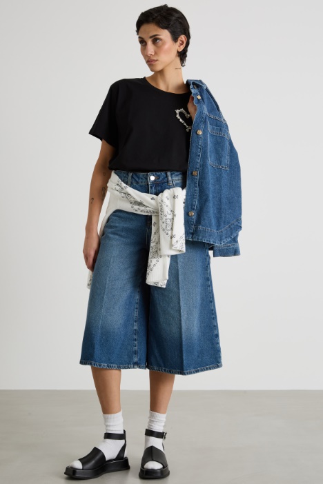 Jewel-embroidered T-shirt Intrend