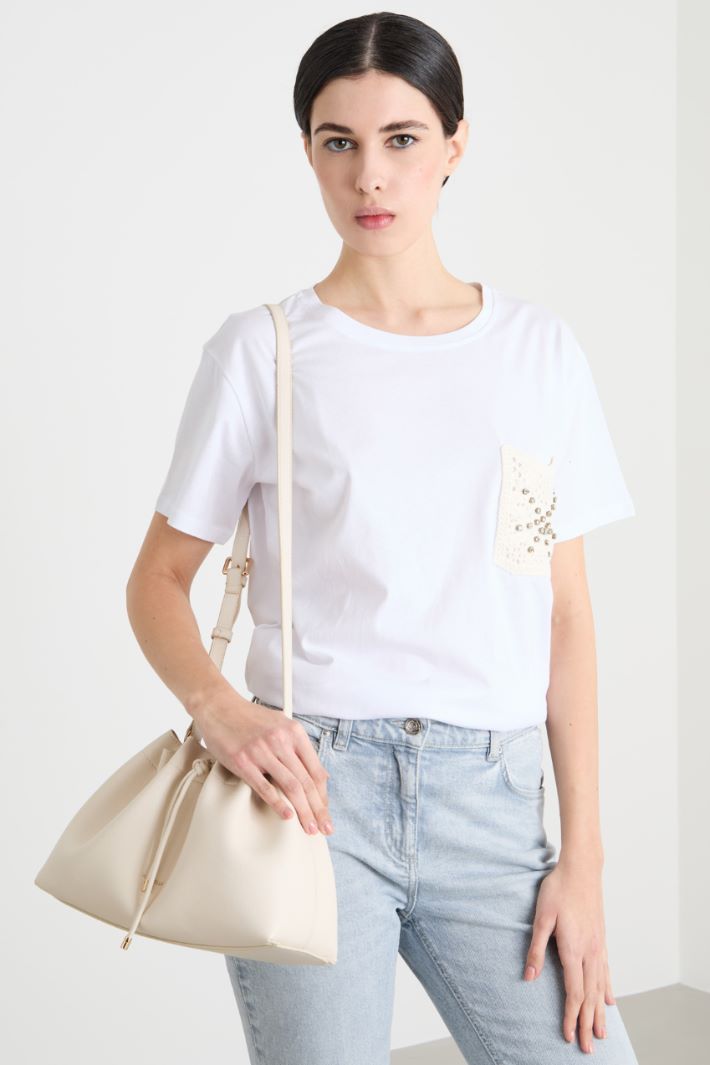 Jewel-embroidered T-shirt Intrend - 2