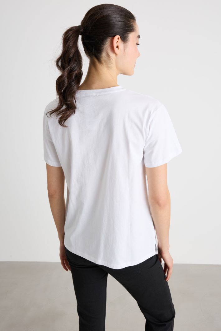 Jewel-embroidered T-shirt Intrend - 4