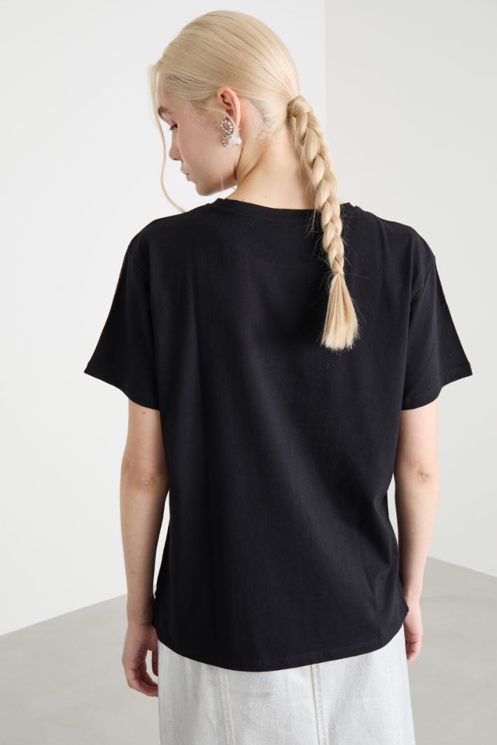 Jewel-embroidered T-shirt Intrend - 4