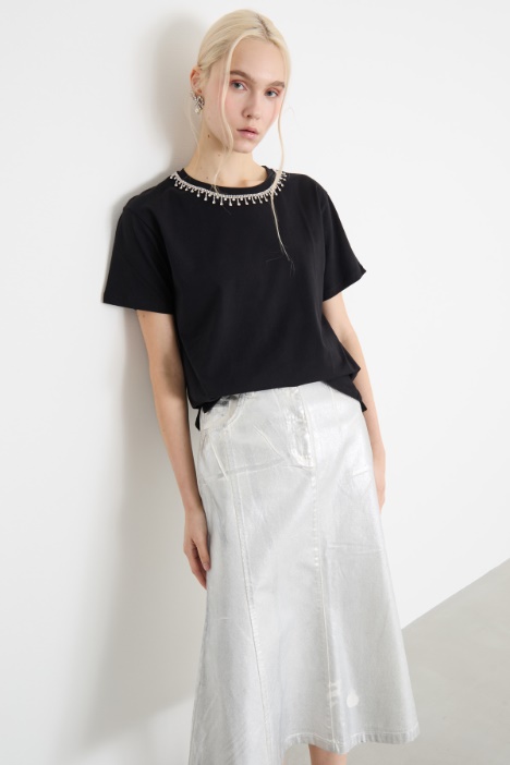 Jewel-embroidered T-shirt Intrend