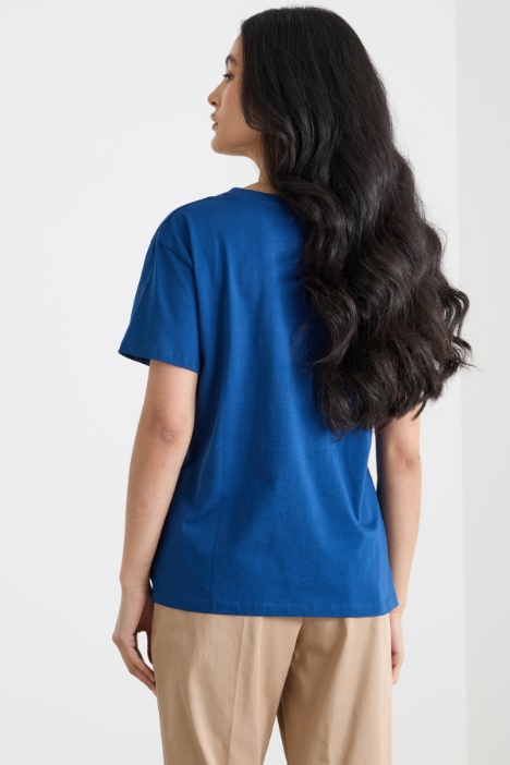 T-shirt con ricamo bijoux