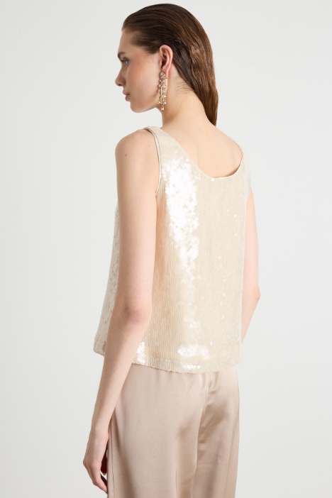 Top de tul con lentejuelas