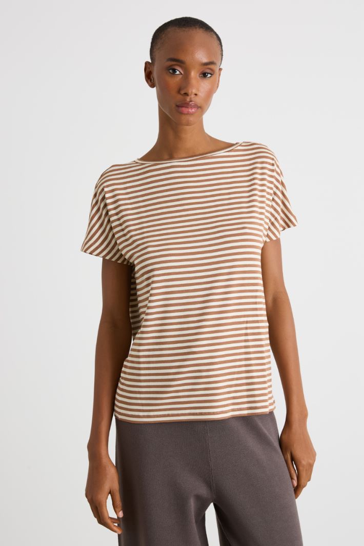 Fitted T-shirt Intrend - 2