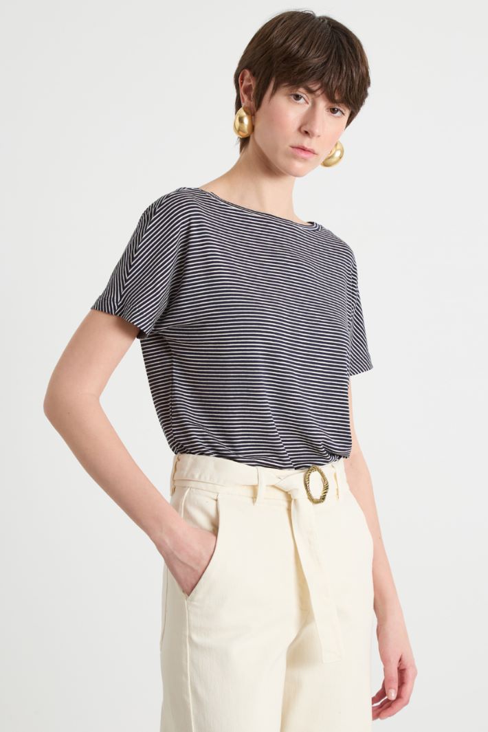 Fitted T-shirt Intrend - 2