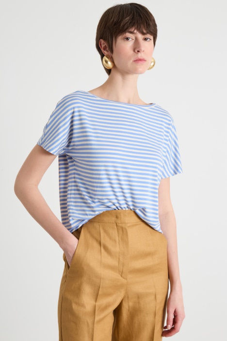 Fitted T-shirt Intrend