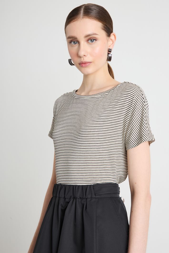 Fitted T-shirt Intrend - 3