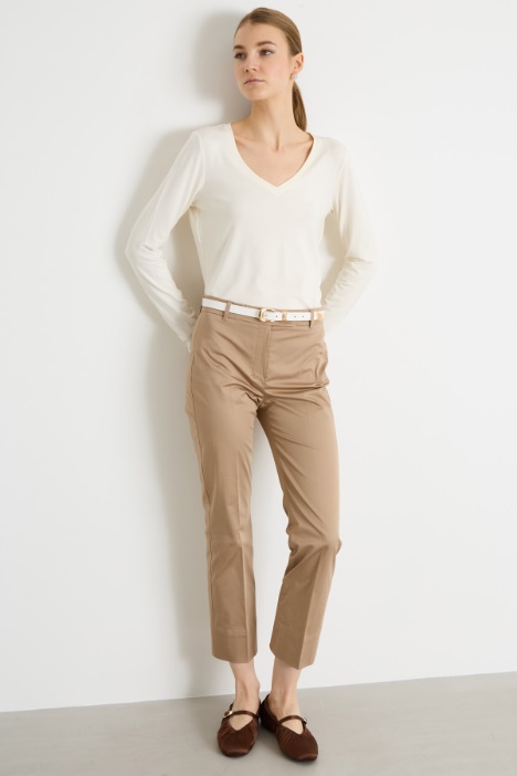 V-neck T-shirt Intrend