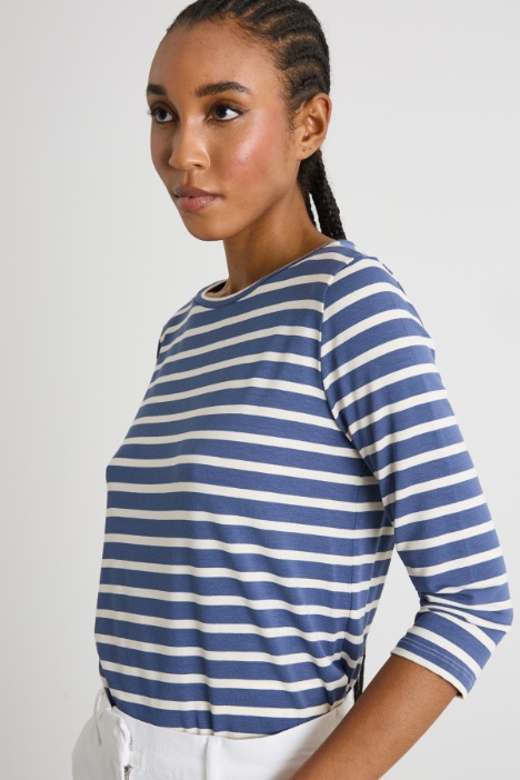 T-shirt con manica a tre quarti