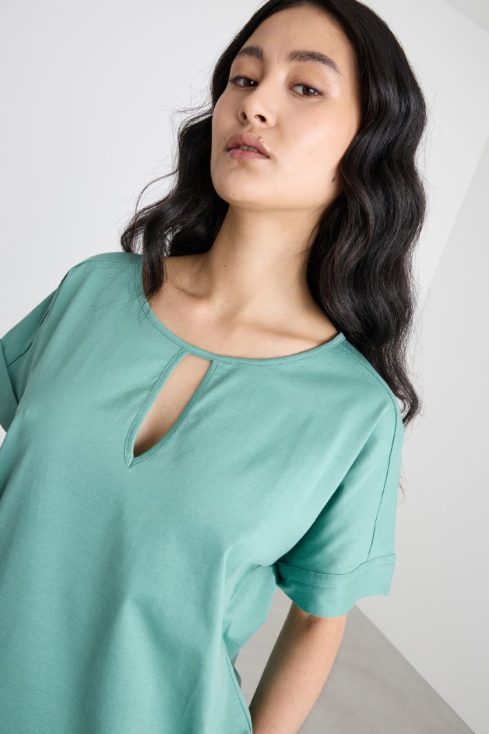 T-shirt in jersey con dettaglio cut-out Intrend - 3