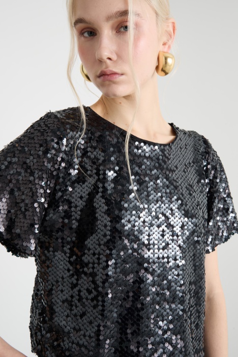 Top crop con paillettes