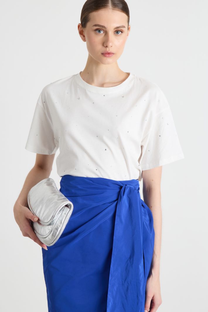 Rhinestone T-shirt Intrend - 2