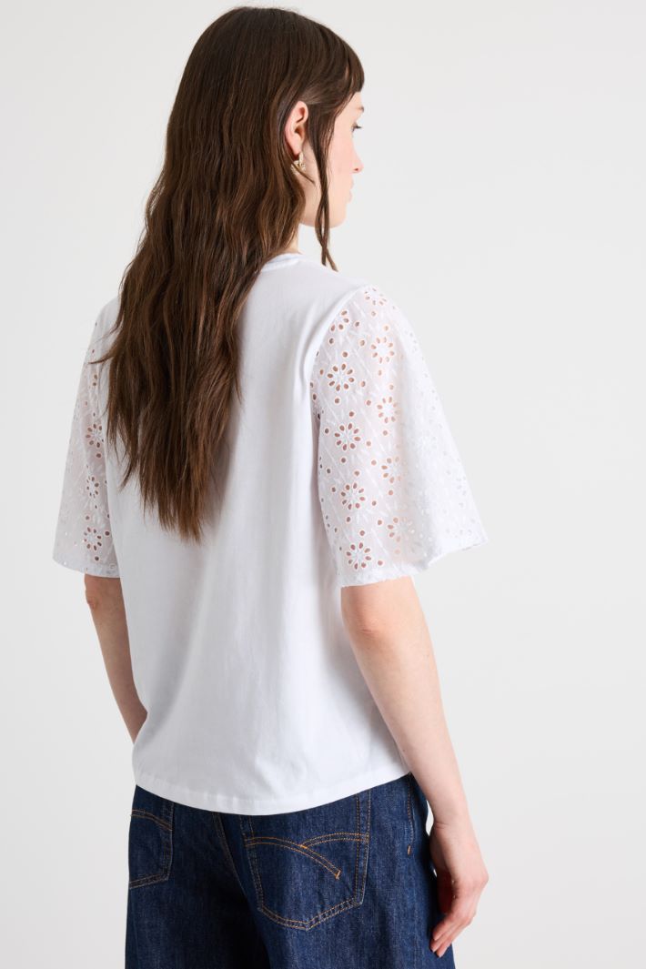T-shirt con maniche ricamate Intrend - 4