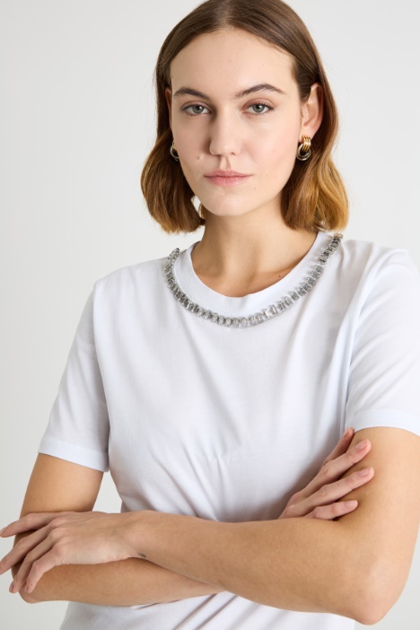 T-shirt con strass