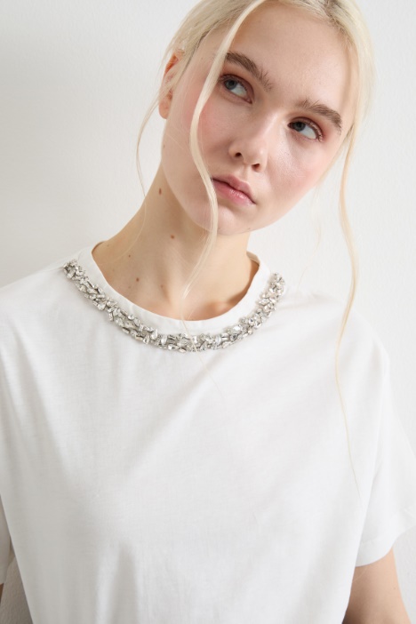 T-shirt boxy con strass
